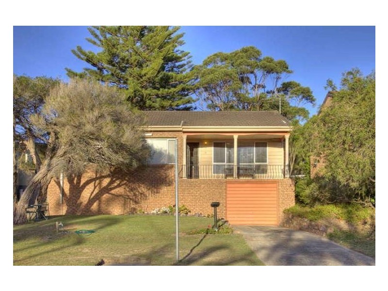 6 Jesmond Street, Redhead NSW 2290