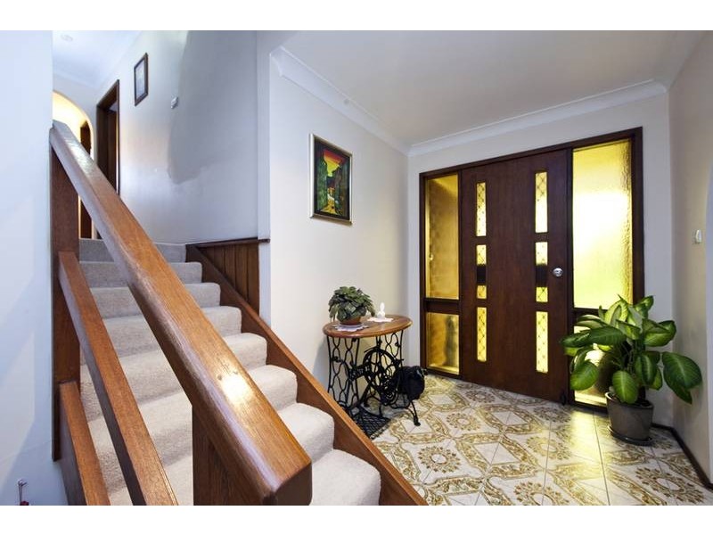 9 Cotemede Street, Jewells NSW 2280