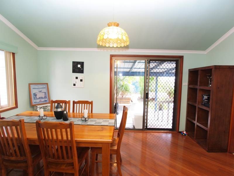 6 Sharp Street, Belmont NSW 2280