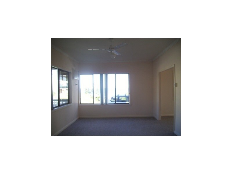 5 Ebsworth Street, Redhead NSW 2290