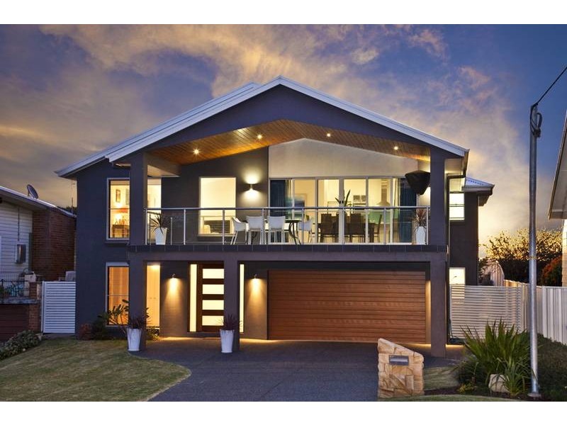 7 Ebsworth Street, Redhead NSW 2290