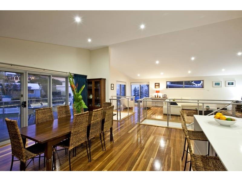 7 Ebsworth Street, Redhead NSW 2290