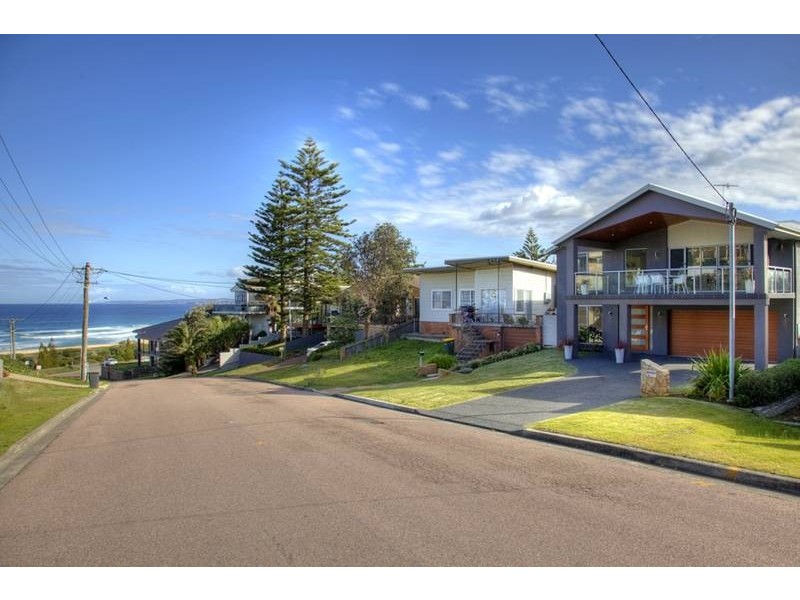 7 Ebsworth Street, Redhead NSW 2290