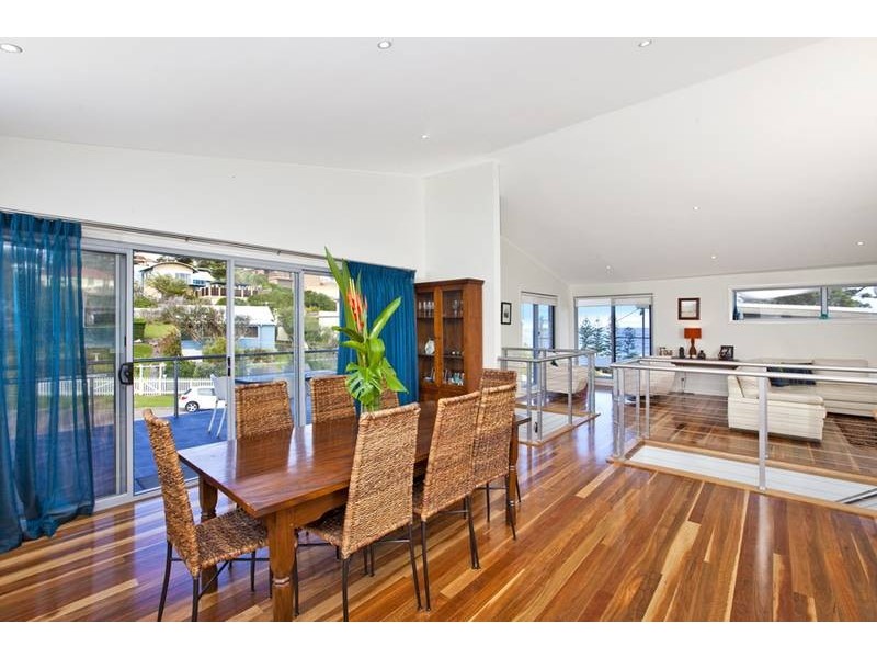 7 Ebsworth Street, Redhead NSW 2290