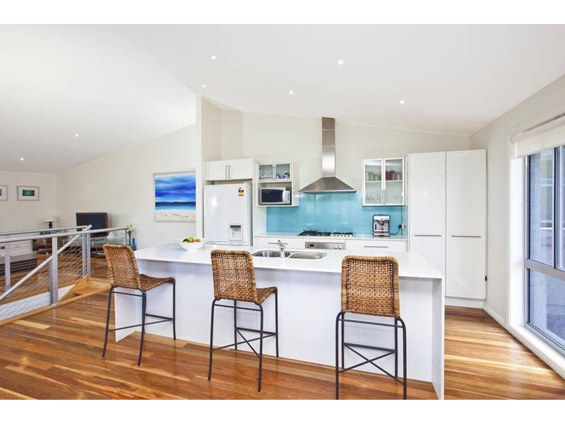 7 Ebsworth Street, Redhead NSW 2290