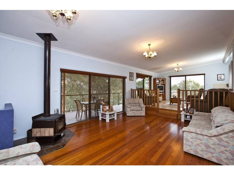 29 Pannamena Crescent, Eleebana NSW 2282