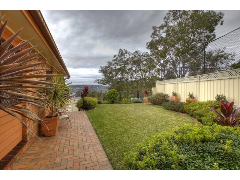29 Pannamena Crescent, Eleebana NSW 2282