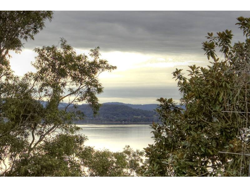 29 Pannamena Crescent, Eleebana NSW 2282