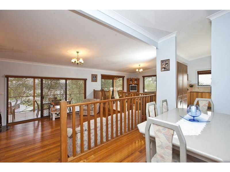 29 Pannamena Crescent, Eleebana NSW 2282