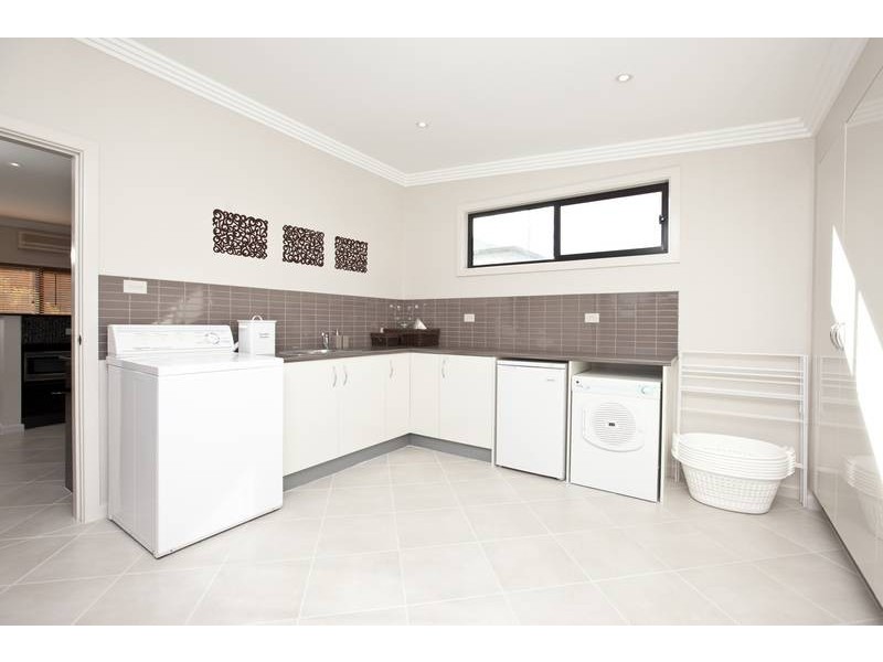 37 Laxton Crescent, Belmont North NSW 2280