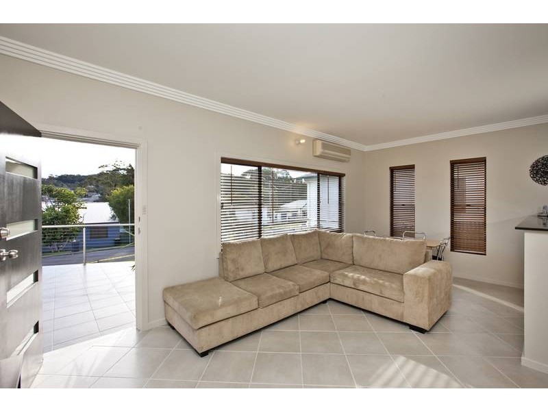 37 Laxton Crescent, Belmont North NSW 2280