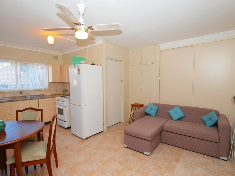 Warners Bay NSW 2282