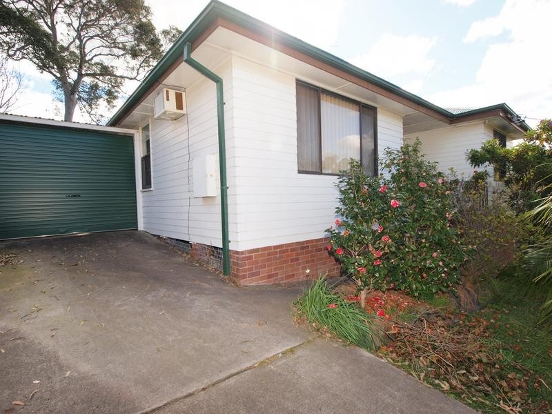 24 Leicester Avenue, Belmont North NSW 2280
