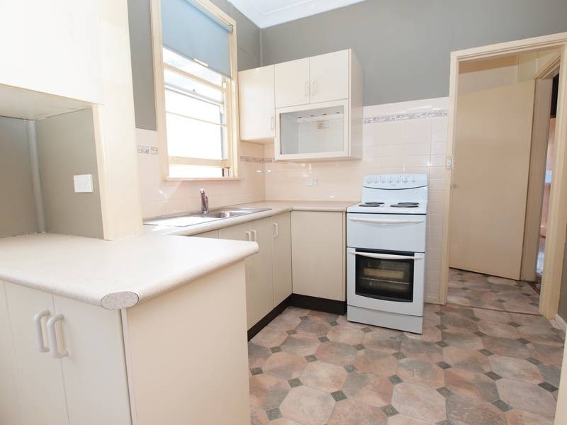 24 Leicester Avenue, Belmont North NSW 2280