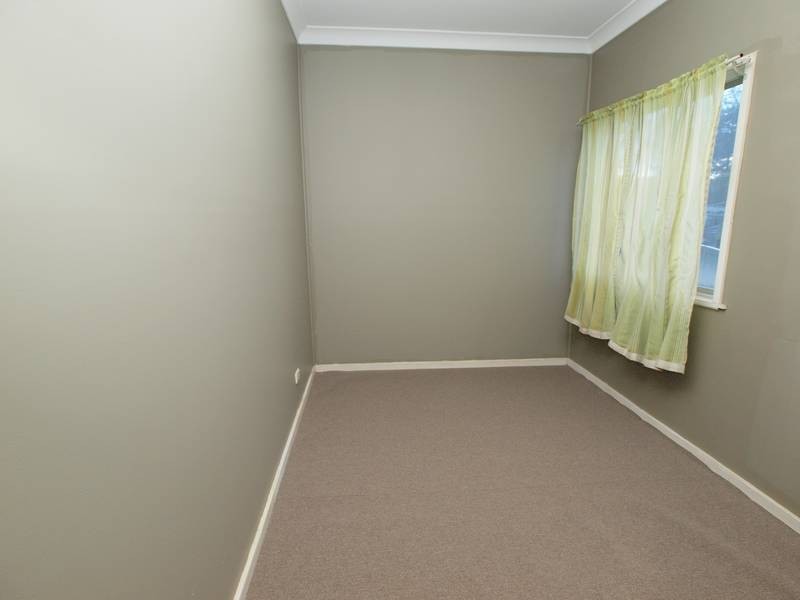 24 Leicester Avenue, Belmont North NSW 2280