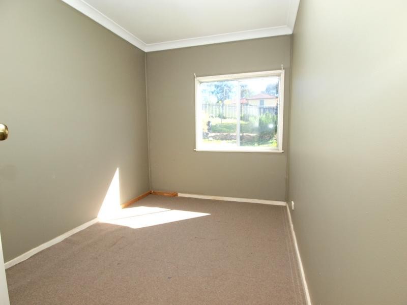 24 Leicester Avenue, Belmont North NSW 2280