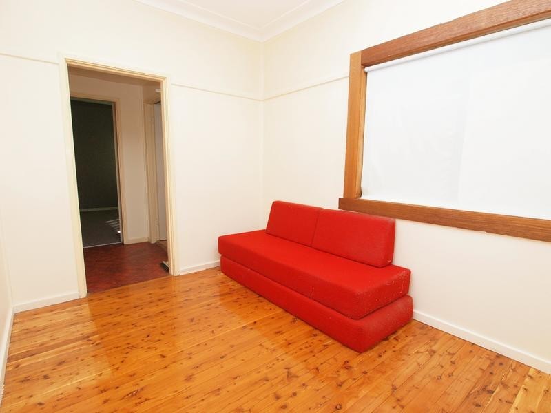 24 Leicester Avenue, Belmont North NSW 2280