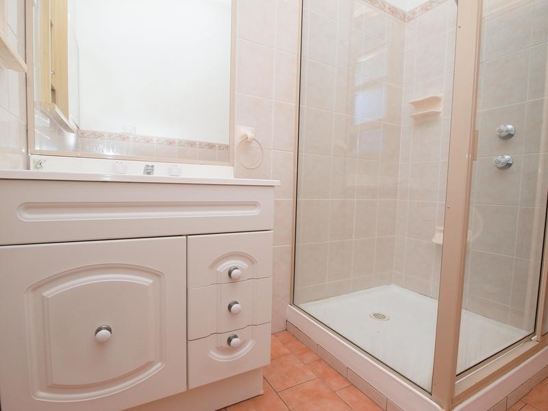 24 Leicester Avenue, Belmont North NSW 2280