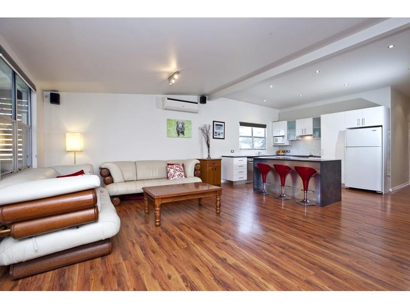 50 Ernest Street, Belmont NSW 2280