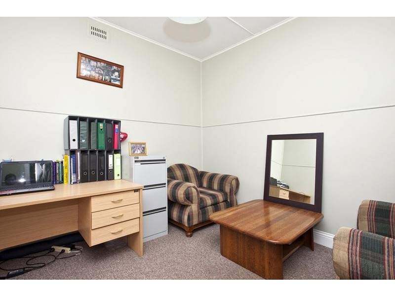 50 Ernest Street, Belmont NSW 2280