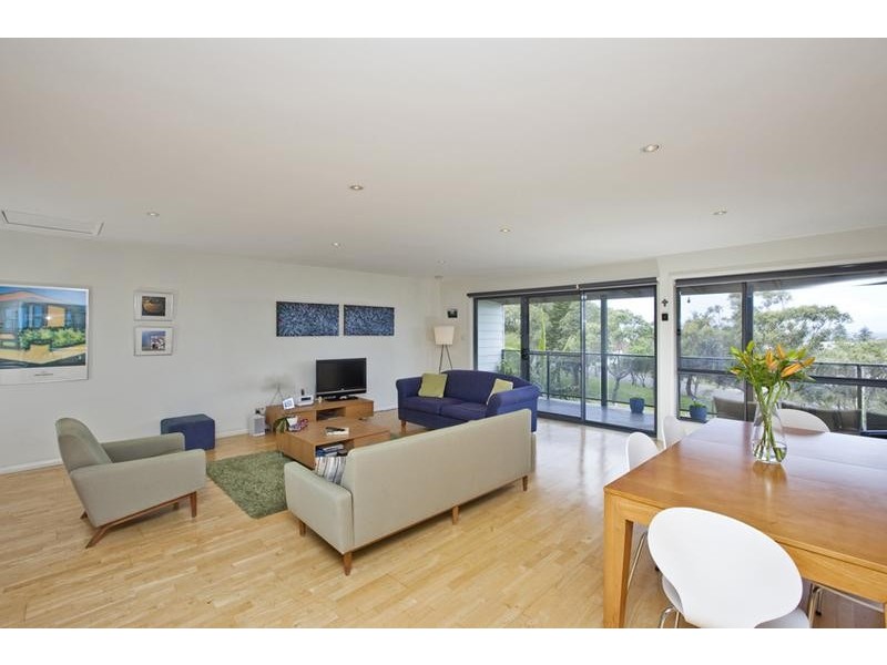 20 Seascape Drive, Redhead NSW 2290