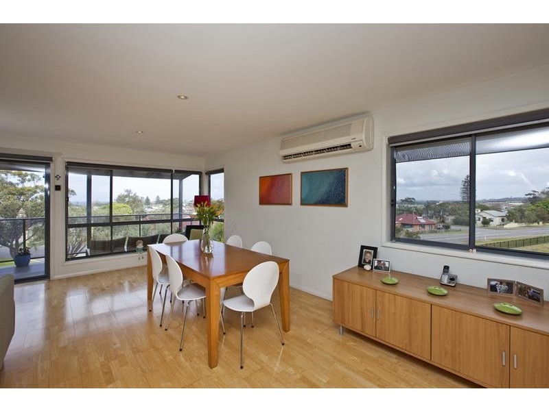 20 Seascape Drive, Redhead NSW 2290