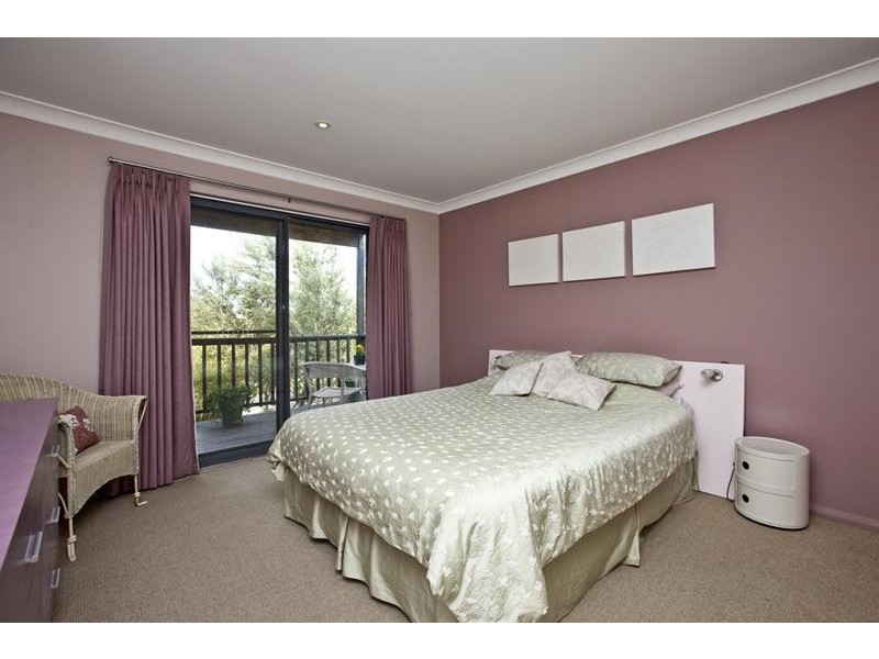 20 Seascape Drive, Redhead NSW 2290