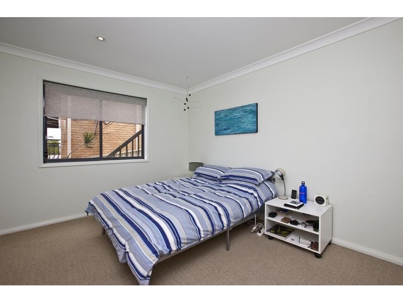 20 Seascape Drive, Redhead NSW 2290