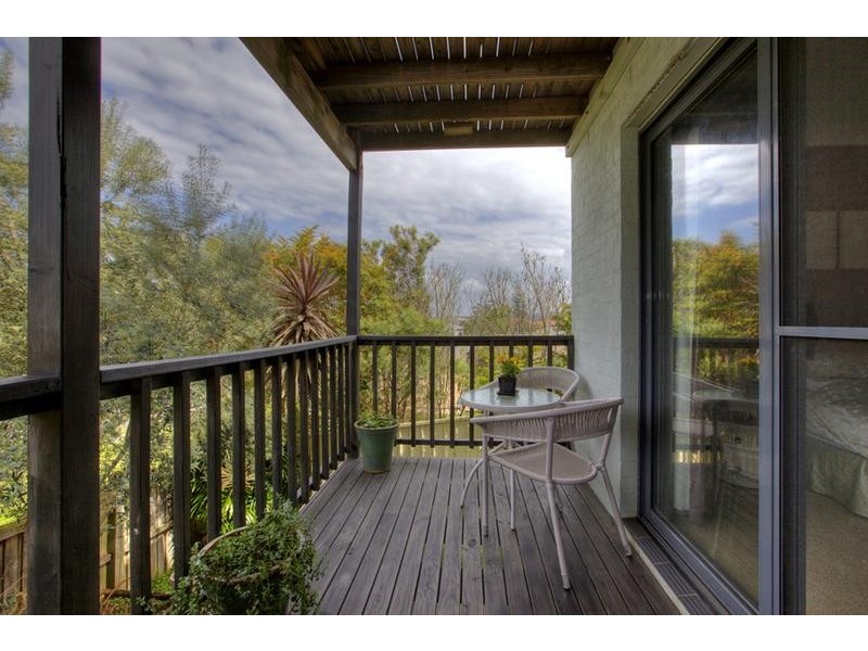 20 Seascape Drive, Redhead NSW 2290