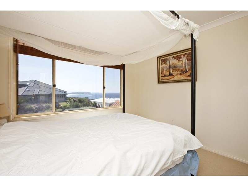 Caves Beach NSW 2281