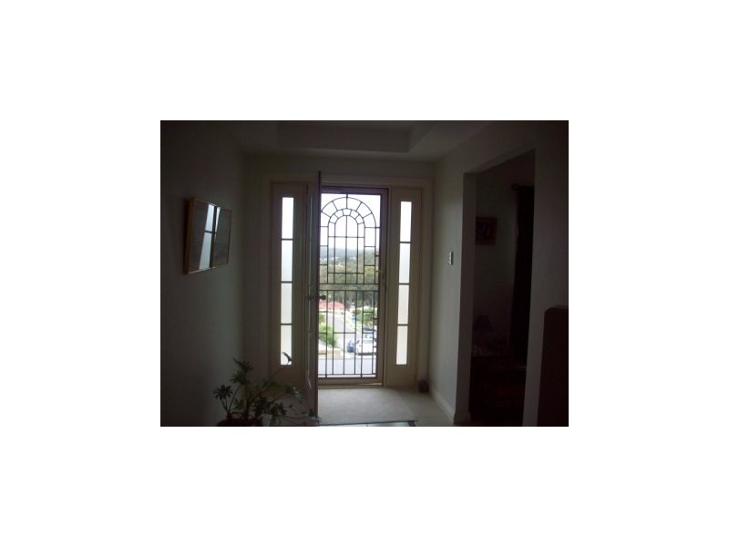 32 Schaefer Close, Tingira Heights NSW 2290