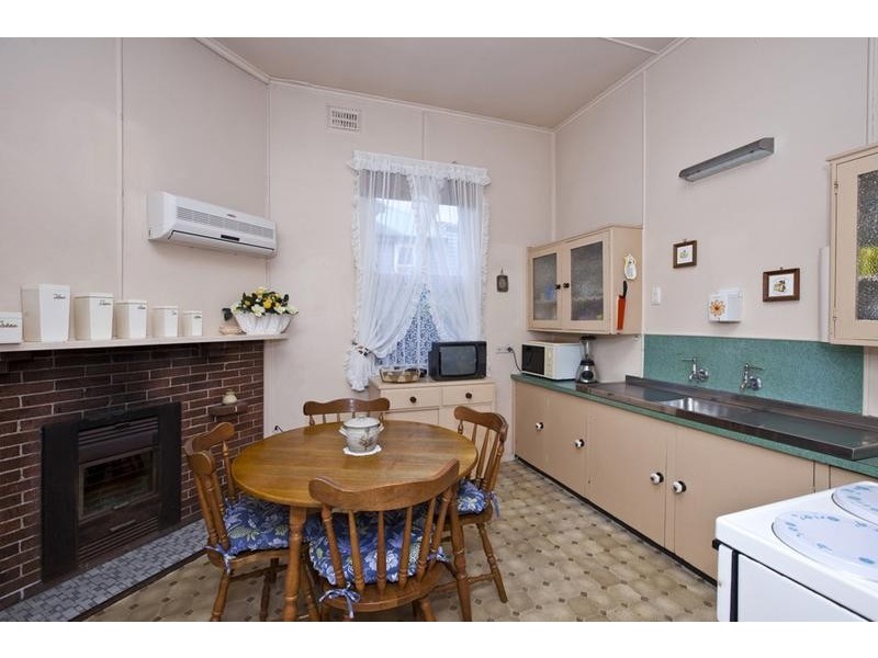 15 Parkview Street, Georgetown NSW 2298