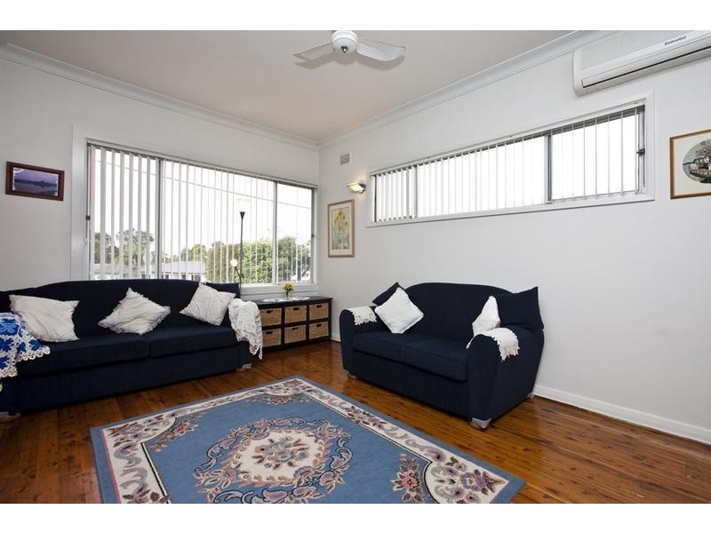 85 Wommara Avenue, Belmont North NSW 2280