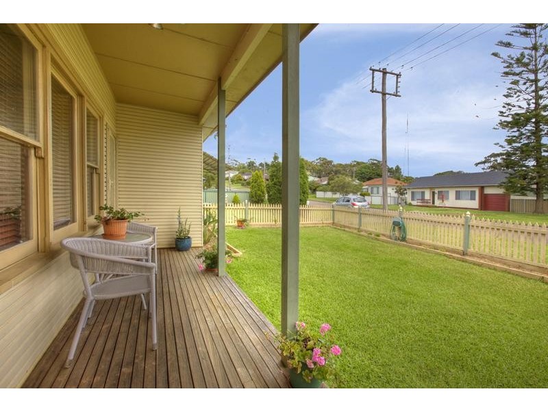 44 Buttaba Ave, Belmont North NSW 2280