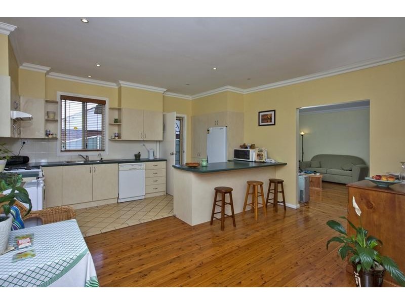44 Buttaba Ave, Belmont North NSW 2280