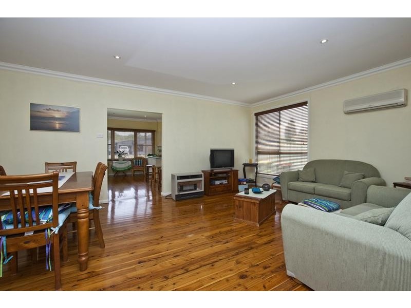 44 Buttaba Ave, Belmont North NSW 2280