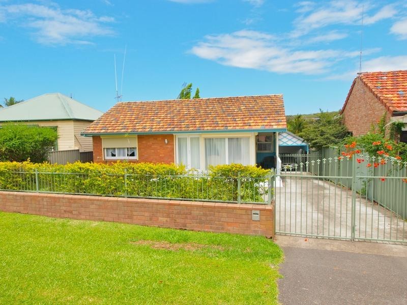 Warners Bay NSW 2282