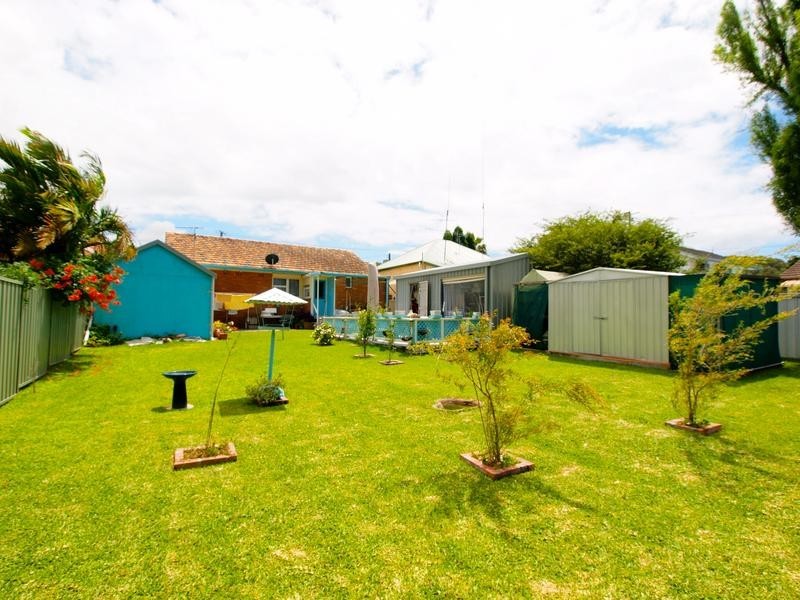 Warners Bay NSW 2282