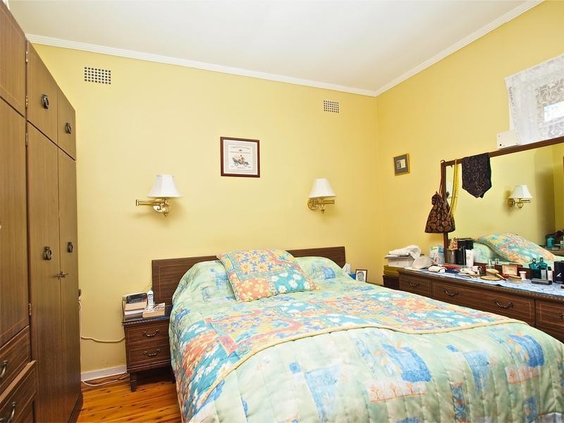 Warners Bay NSW 2282