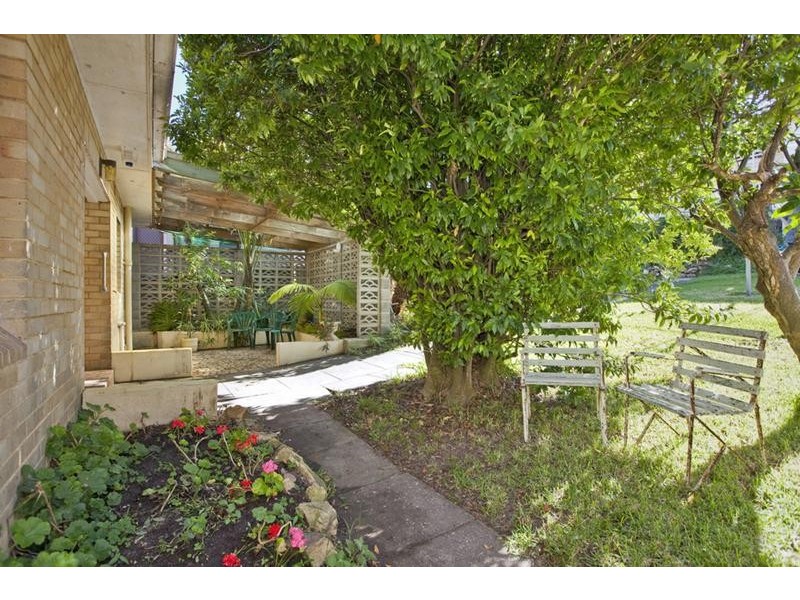 5 Clift Street, Belmont NSW 2280
