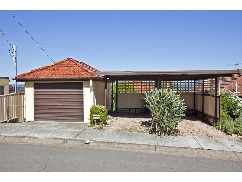 5 Clift Street, Belmont NSW 2280