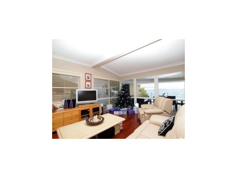 155 Marks Point Rd, Marks Point NSW 2280