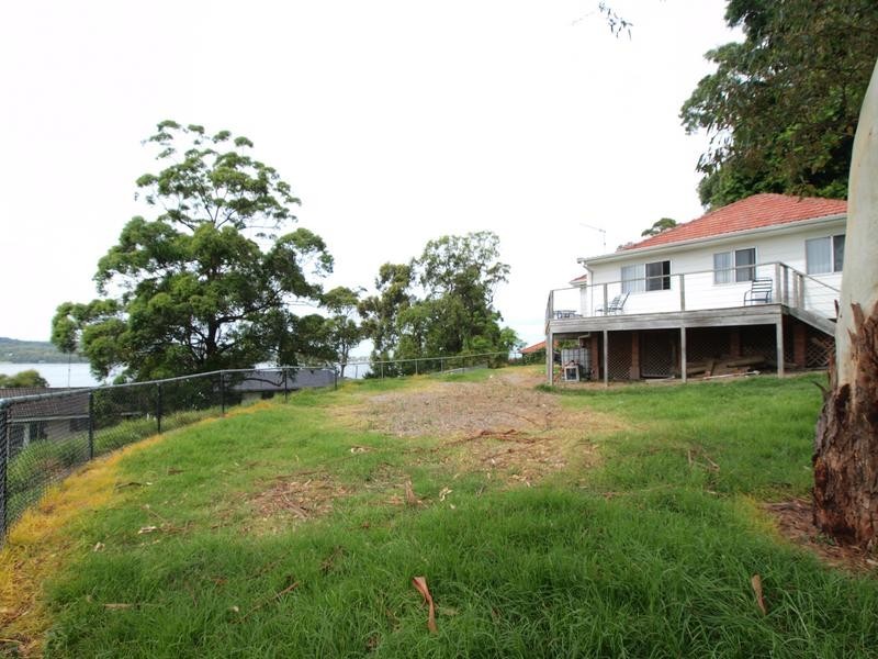 10 Moulden Street, Speers Point NSW 2284