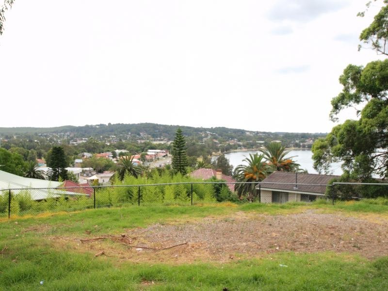 10 Moulden Street, Speers Point NSW 2284