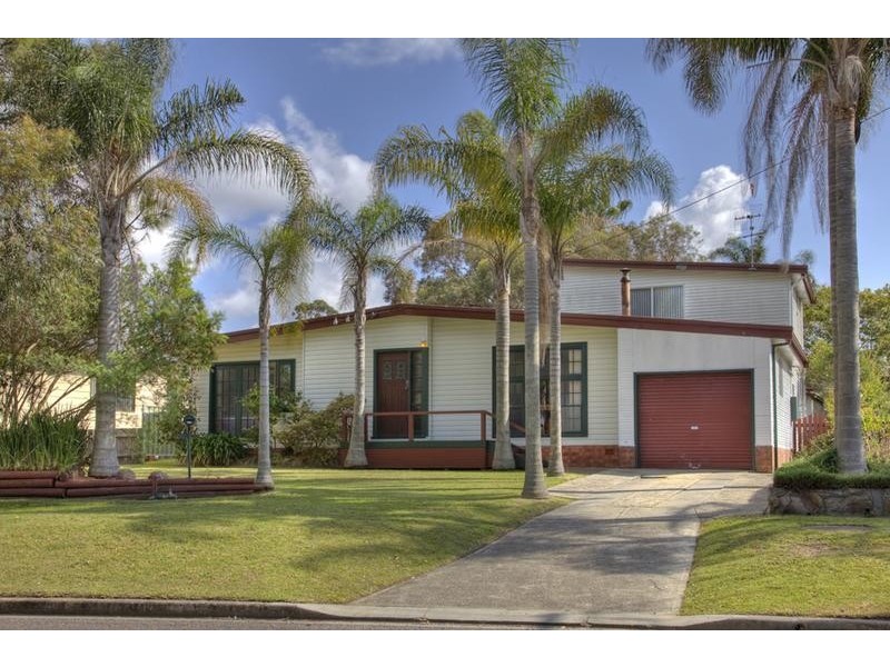 29 Railway Crescent, Belmont North NSW 2280