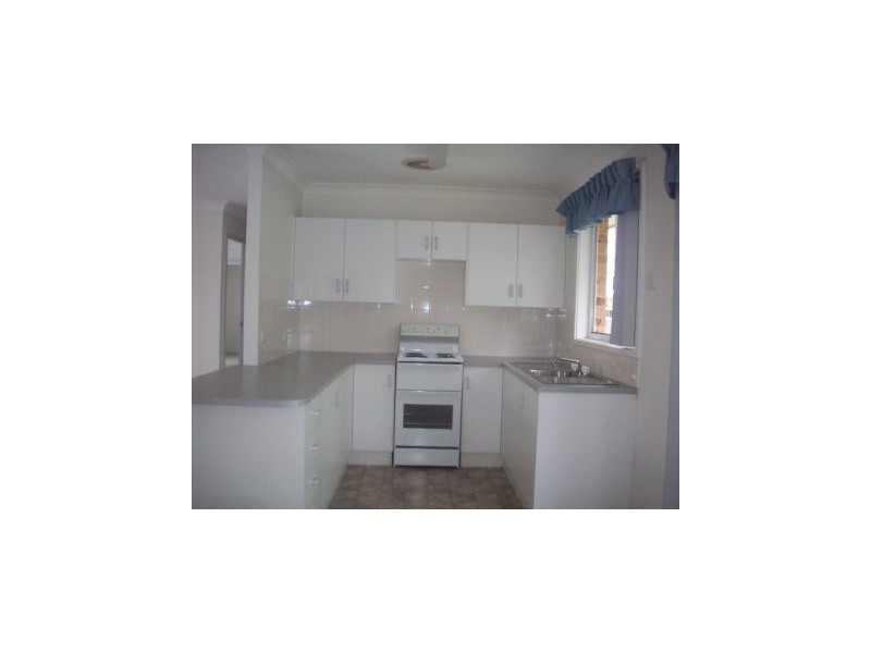 12/9 Haddon Cres, Marks Point NSW 2280