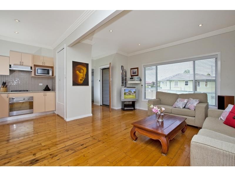 1a Cherry Street, Windale NSW 2306