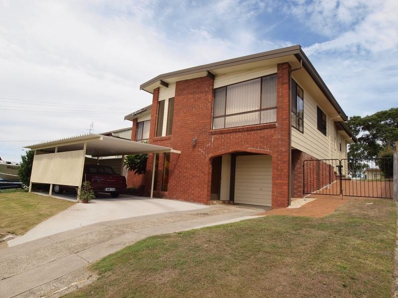 59 Brentor Street, Belmont North NSW 2280