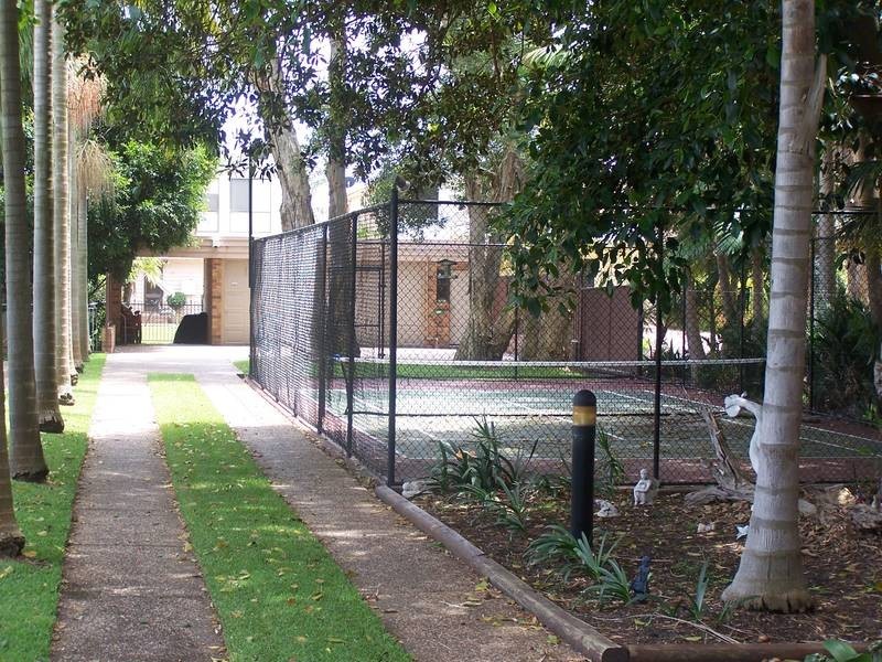 77 Marks Point Road, Marks Point NSW 2280