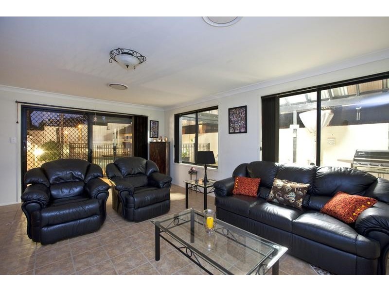 Valentine NSW 2280